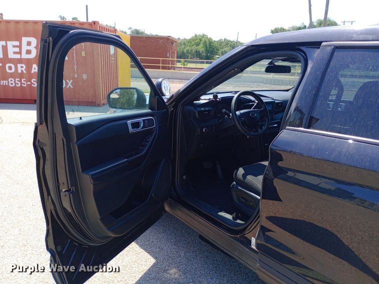 image for item DQ7177 2020 Ford Explorer Police Interceptor SUV