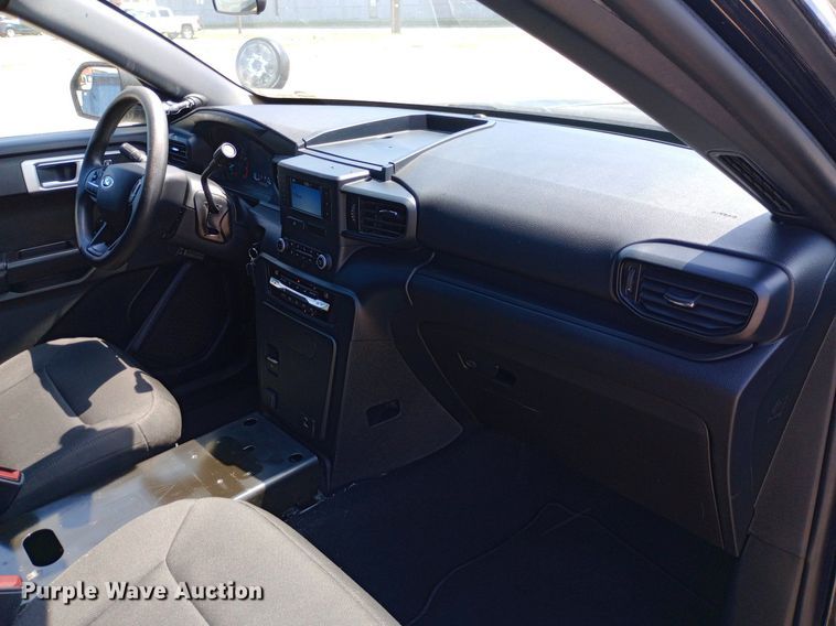 image for item DQ7177 2020 Ford Explorer Police Interceptor SUV