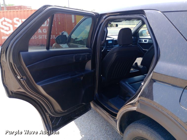 image for item DQ7177 2020 Ford Explorer Police Interceptor SUV