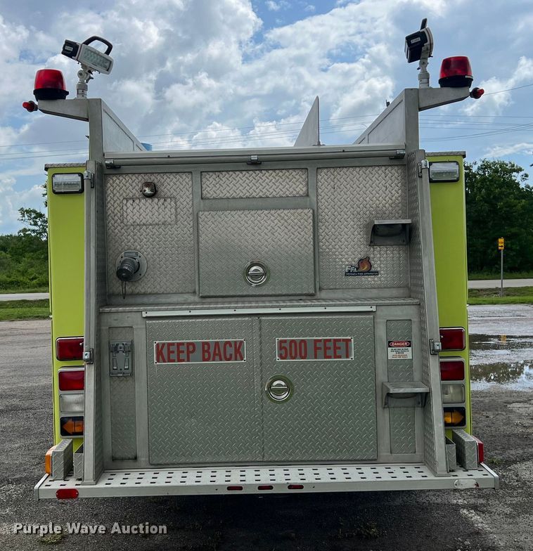 image for item DS3117 1999 Freightliner pumper fire truck