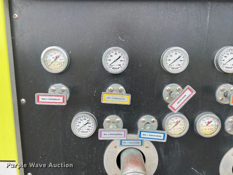 image for item DS3117 1999 Freightliner pumper fire truck