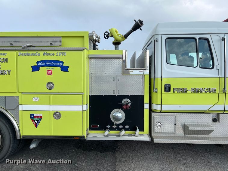 image for item DS3117 1999 Freightliner pumper fire truck