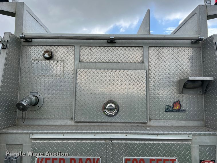 image for item DS3117 1999 Freightliner pumper fire truck