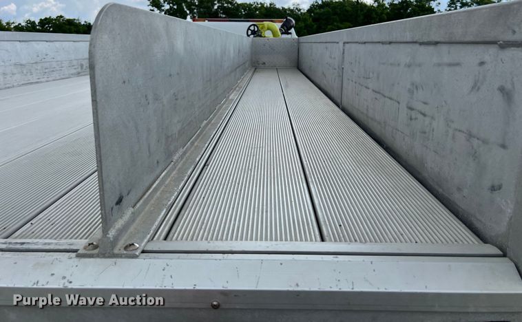 image for item DS3117 1999 Freightliner pumper fire truck