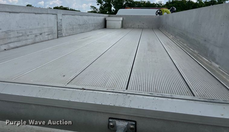 image for item DS3117 1999 Freightliner pumper fire truck