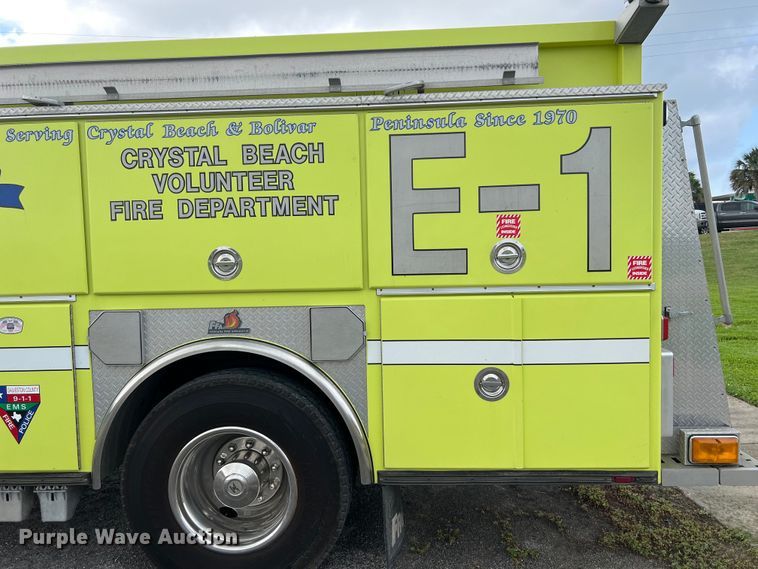 image for item DS3117 1999 Freightliner pumper fire truck