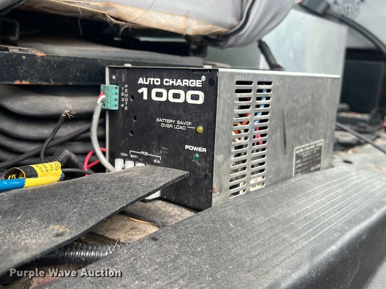 image for item DS3117 1999 Freightliner pumper fire truck