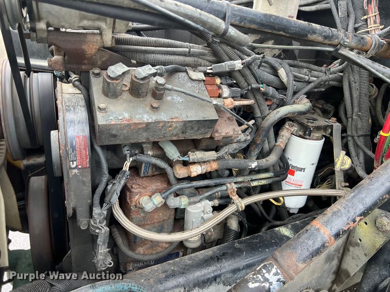 image for item DS3117 1999 Freightliner pumper fire truck