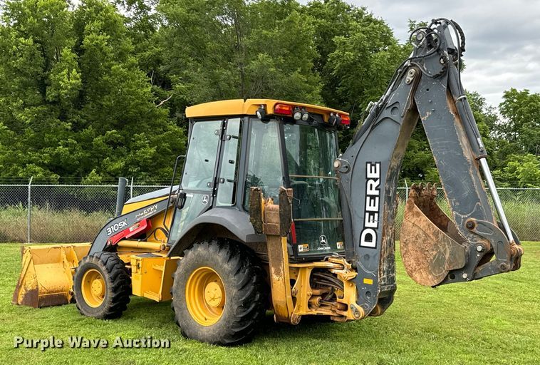 image for item DX0674 2014 John Deere 310SK backhoe