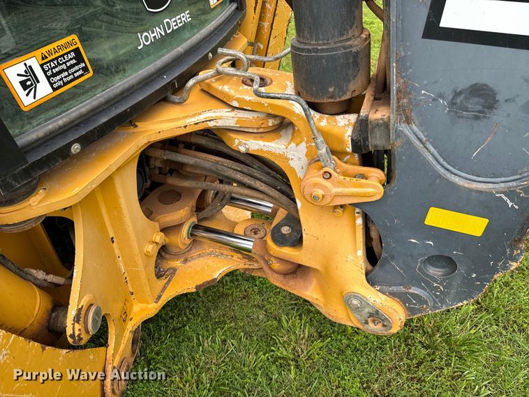 image for item DX0674 2014 John Deere 310SK backhoe