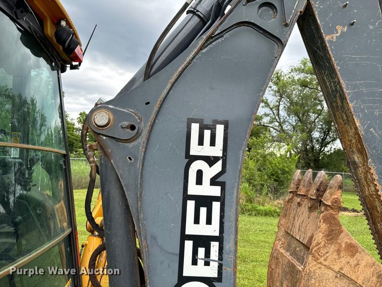 image for item DX0674 2014 John Deere 310SK backhoe