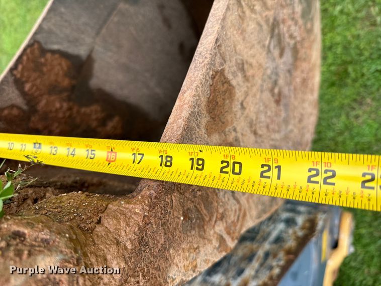 image for item DX0674 2014 John Deere 310SK backhoe