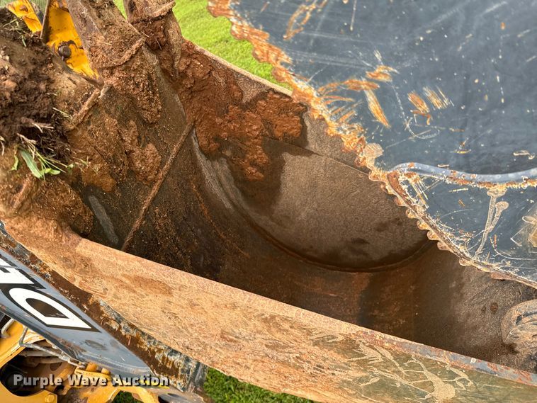 image for item DX0674 2014 John Deere 310SK backhoe