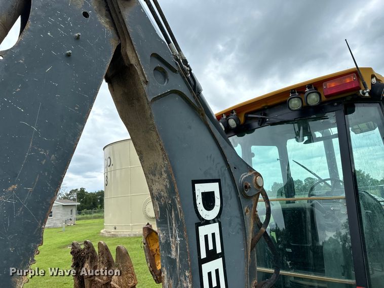 image for item DX0674 2014 John Deere 310SK backhoe