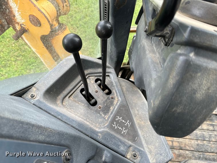 image for item DX0674 2014 John Deere 310SK backhoe