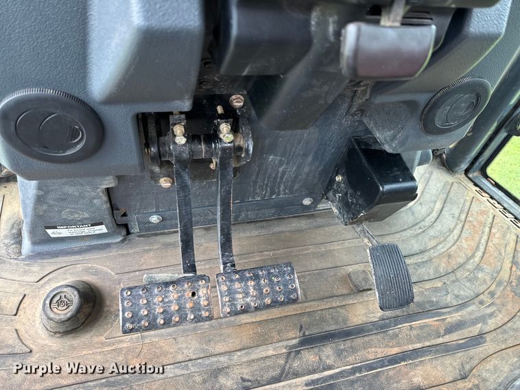 image for item DX0674 2014 John Deere 310SK backhoe