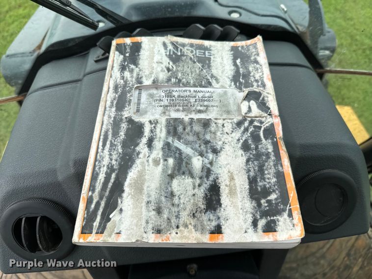 image for item DX0674 2014 John Deere 310SK backhoe