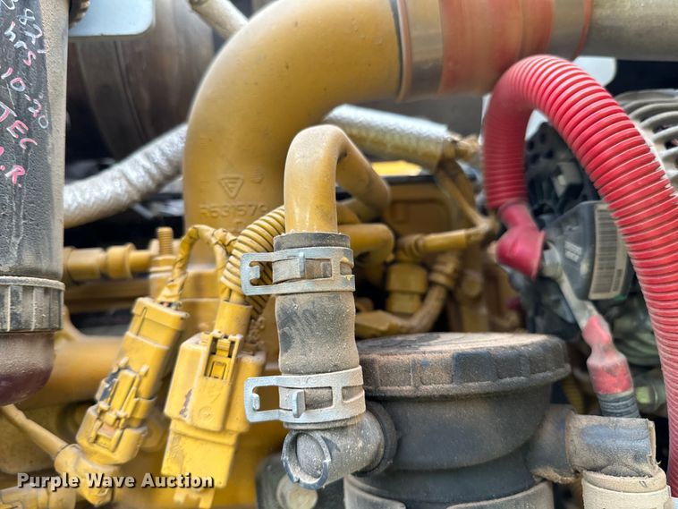 image for item DX0674 2014 John Deere 310SK backhoe