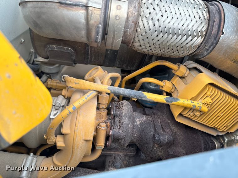 image for item DX0674 2014 John Deere 310SK backhoe