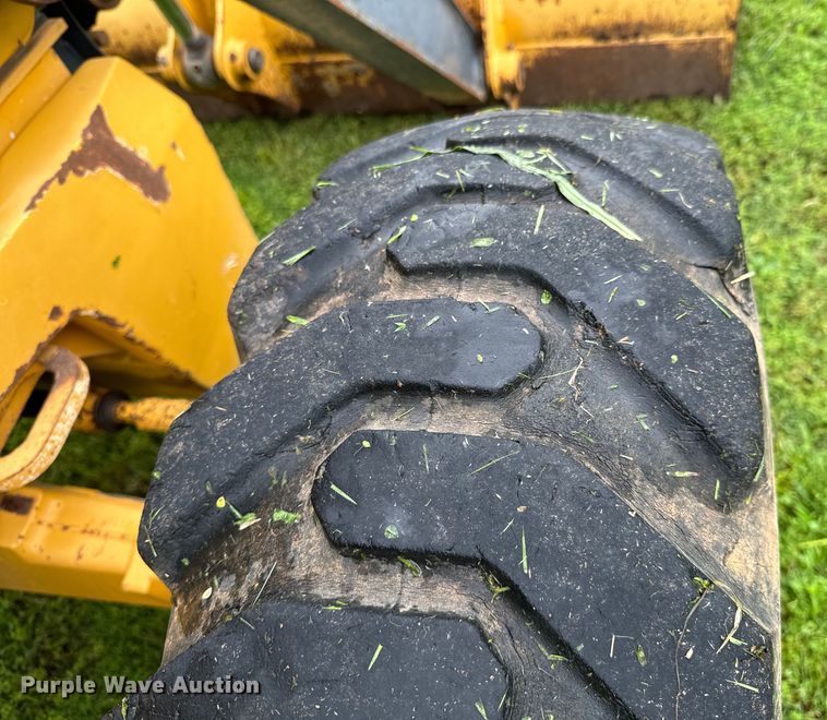 image for item DX0674 2014 John Deere 310SK backhoe