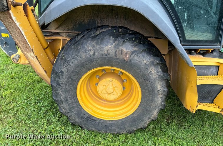 image for item DX0674 2014 John Deere 310SK backhoe