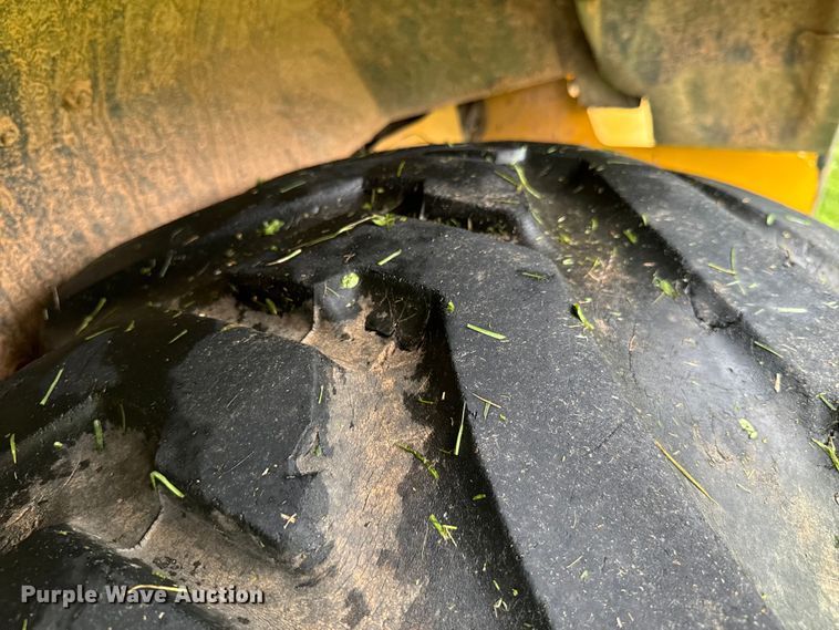 image for item DX0674 2014 John Deere 310SK backhoe