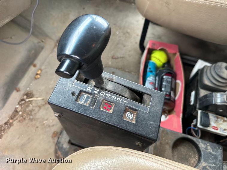 image for item DX0706 2005 Sterling L8500 dump truck