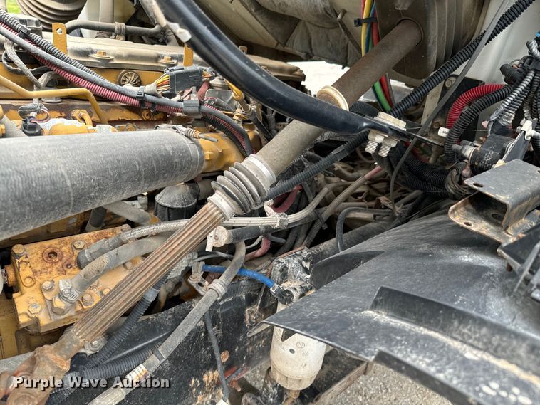 image for item DX0706 2005 Sterling L8500 dump truck