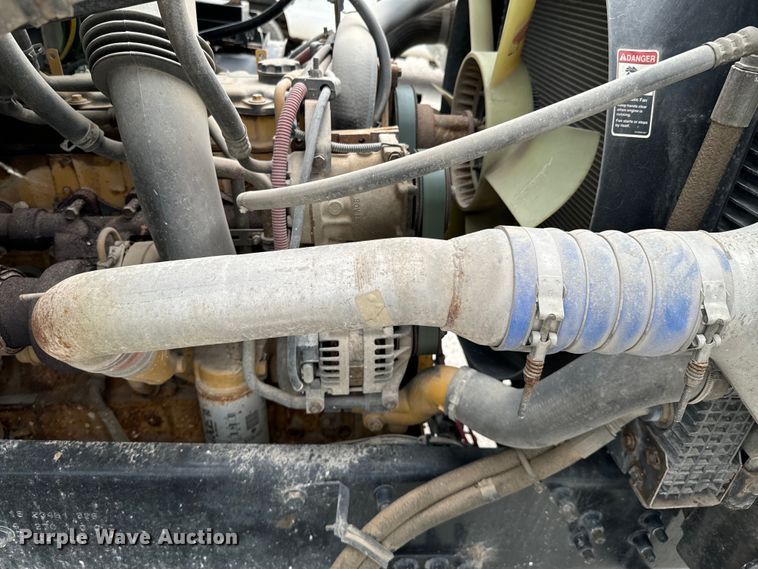 image for item DX0706 2005 Sterling L8500 dump truck