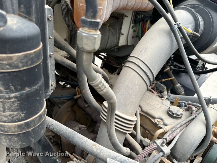 image for item DX0706 2005 Sterling L8500 dump truck