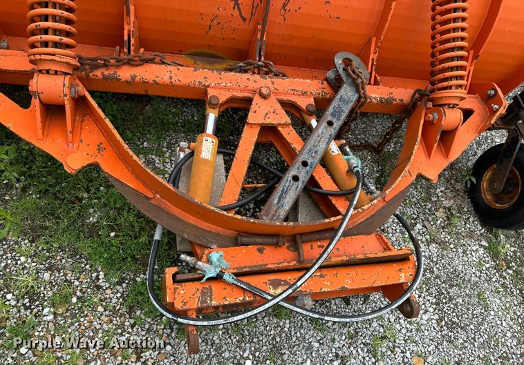 image for item DX0706 2005 Sterling L8500 dump truck