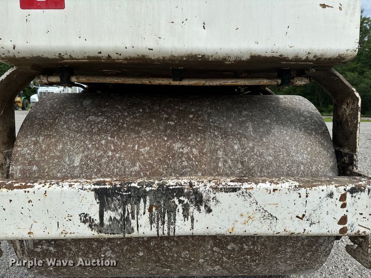 image for item DX0714 1979 Ingersoll Rand DA-30 double drum vibratory roller