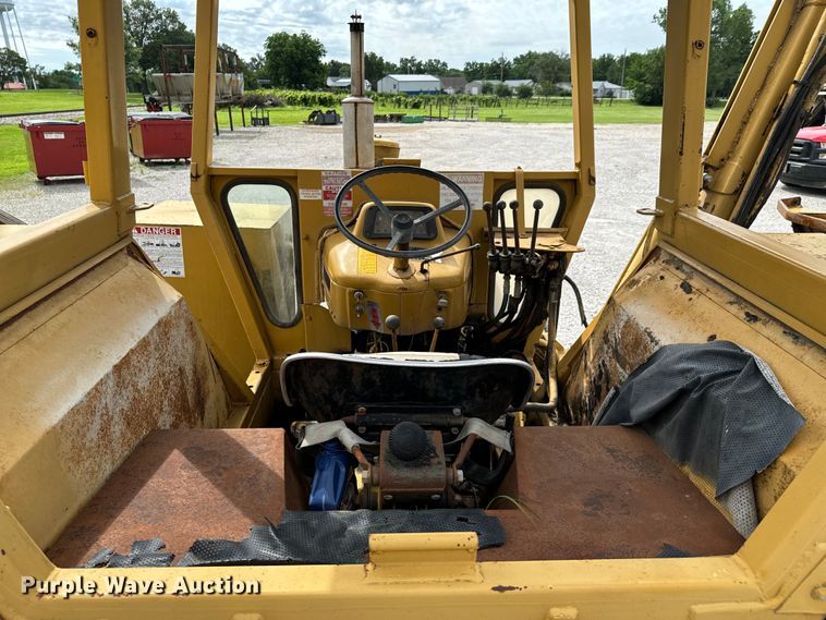 image for item DX0715 Ford 6610 Tiger Special tractor