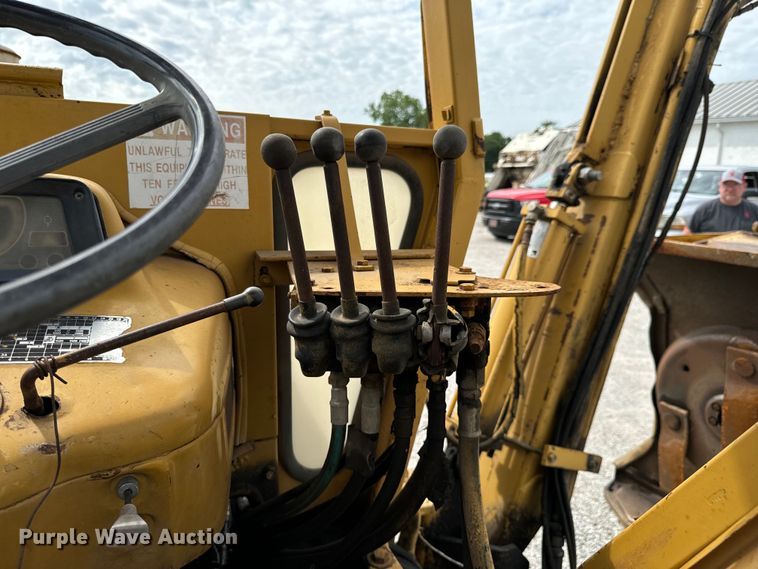 image for item DX0715 Ford 6610 Tiger Special tractor