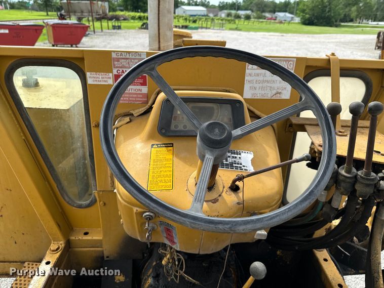 image for item DX0715 Ford 6610 Tiger Special tractor