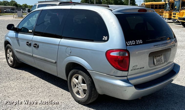 image for item DX0726 2006 Dodge Grand Caravan van