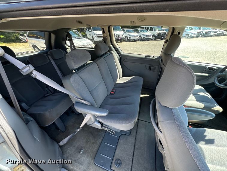 image for item DX0726 2006 Dodge Grand Caravan van