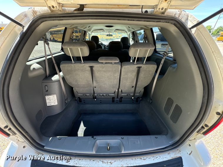 image for item DX0727 2006 Dodge Grand Caravan van