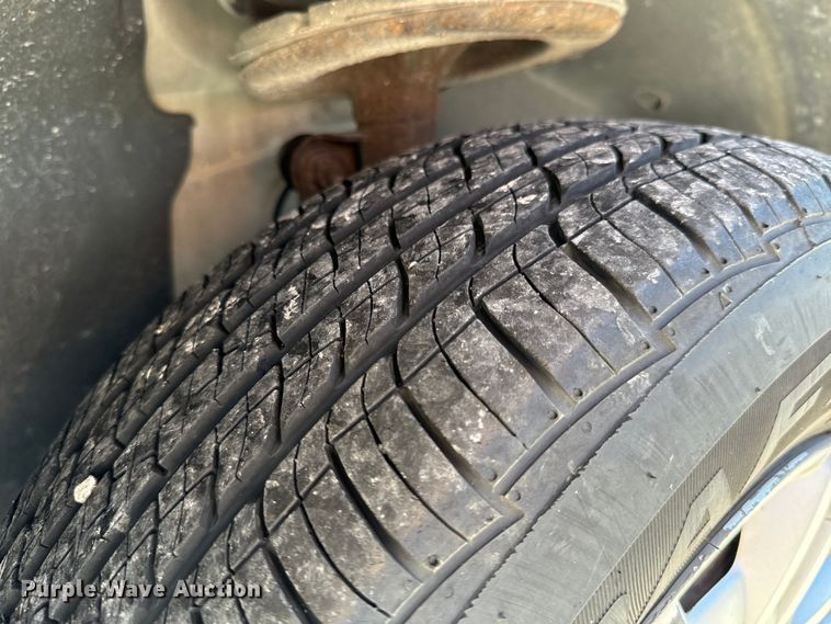 image for item DX0727 2006 Dodge Grand Caravan van