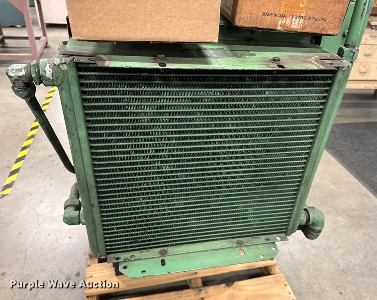 image for item DX0732 Sullair  10-25 air compressor