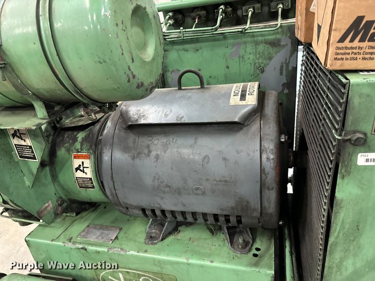image for item DX0732 Sullair  10-25 air compressor