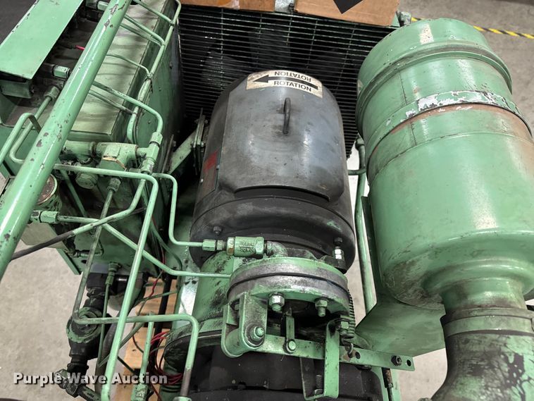 image for item DX0732 Sullair  10-25 air compressor