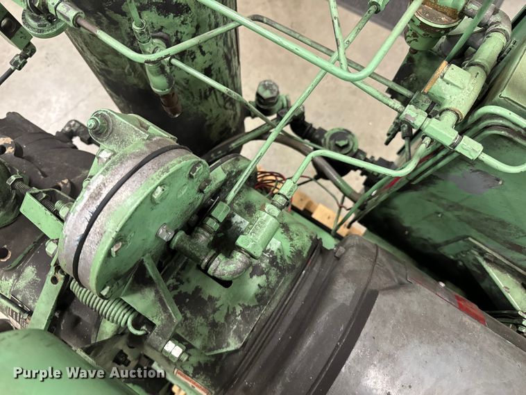 image for item DX0732 Sullair  10-25 air compressor