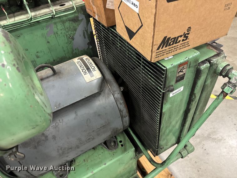 image for item DX0732 Sullair  10-25 air compressor