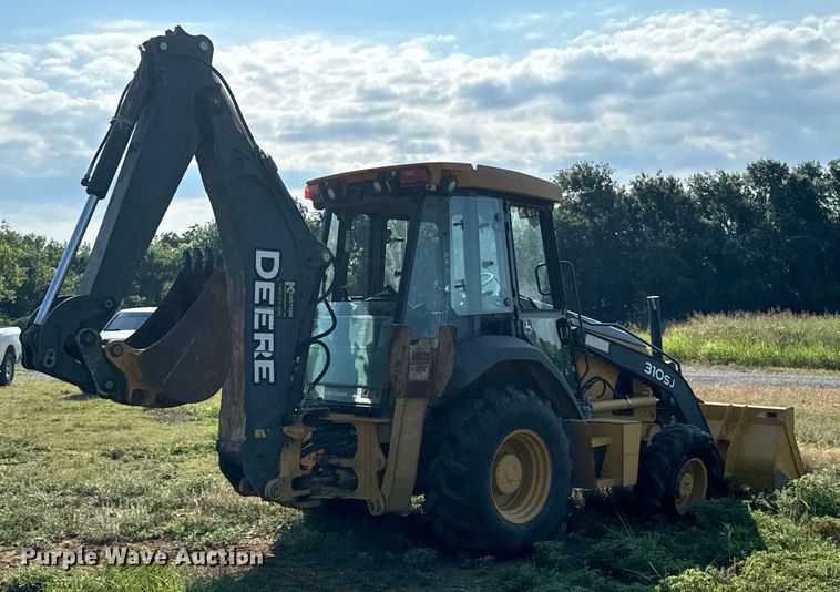 image for item DX0749 2008 John Deere 310SJ backhoe
