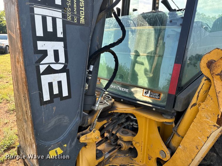 image for item DX0749 2008 John Deere 310SJ backhoe
