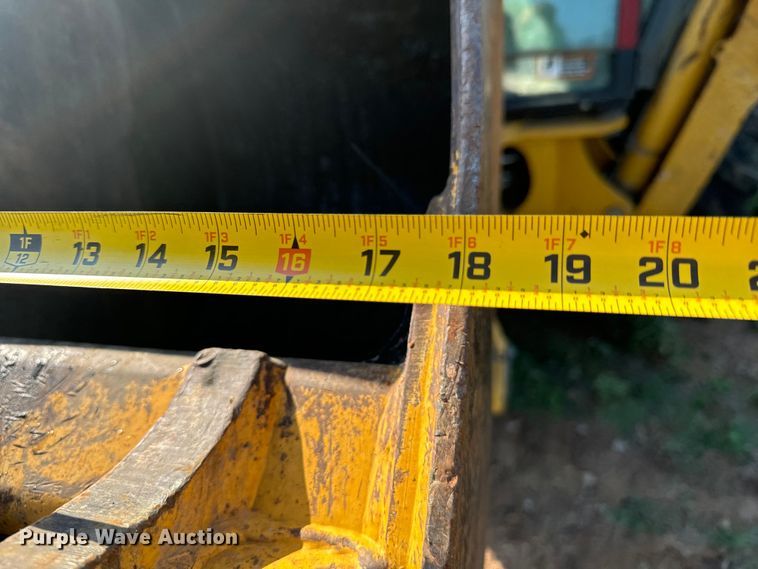 image for item DX0749 2008 John Deere 310SJ backhoe