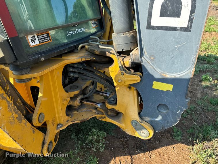 image for item DX0749 2008 John Deere 310SJ backhoe