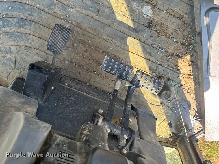 image for item DX0749 2008 John Deere 310SJ backhoe