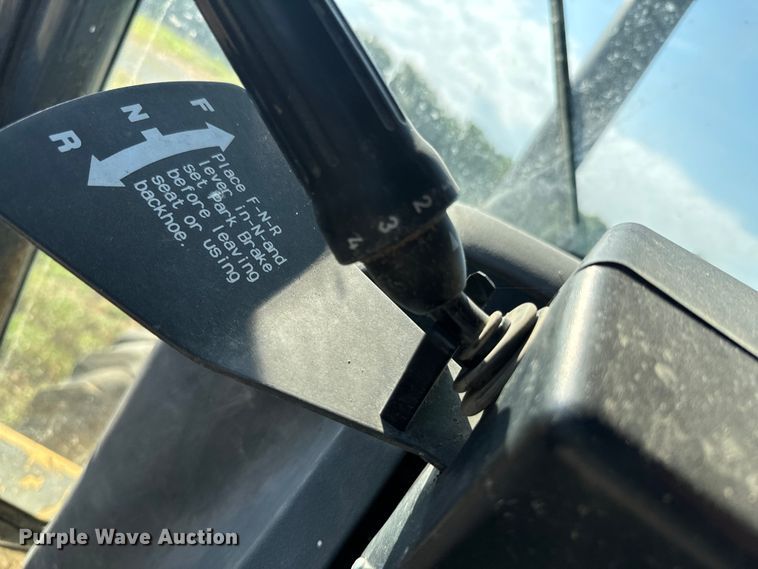 image for item DX0749 2008 John Deere 310SJ backhoe